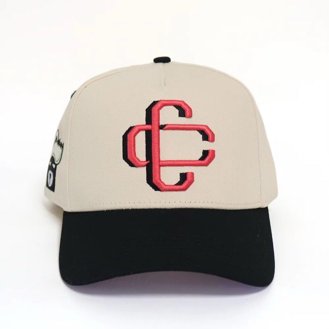 OVER TOP - Gorra CC (Crema y negra)